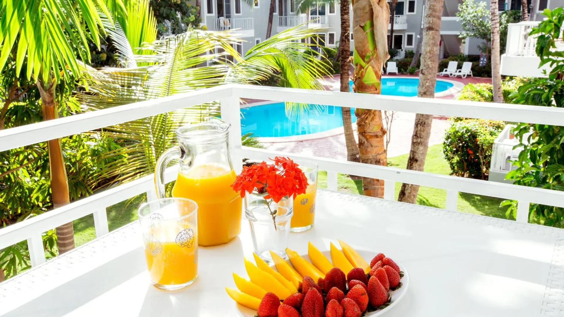 Hotel Fiesta Sol Caribe Playa Los Corales Punta Cana 5*,