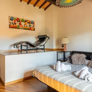 Casa Vecchia And Parking Italia