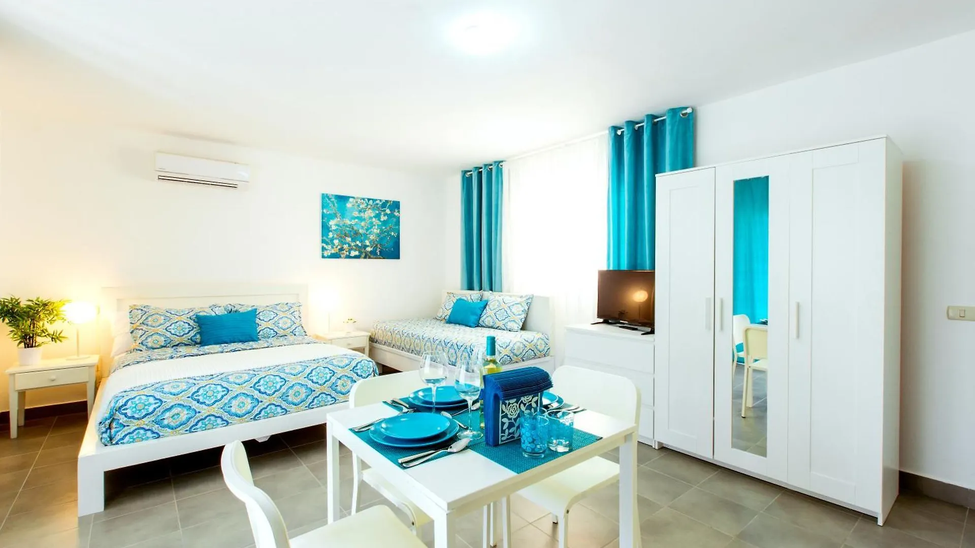 *****  Fiesta Sol Caribe Playa Los Corales Hotel Punta Cana Dominican Republic